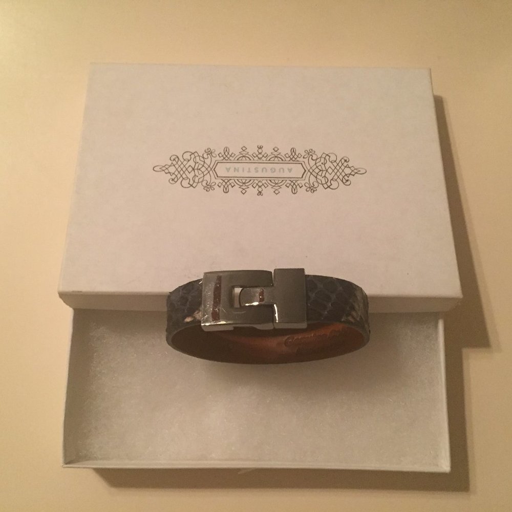 2 / $25 - Leighelena Bracelet